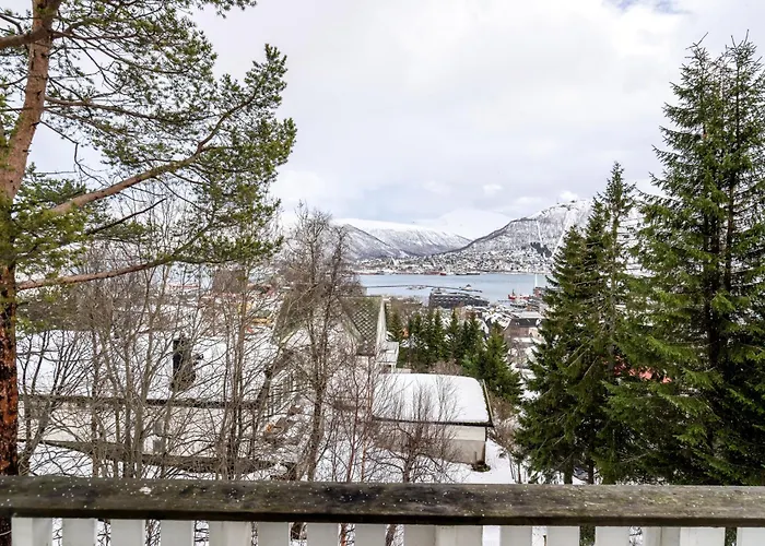 Charming Arctic L Amazing View L 아파트